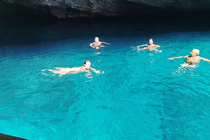 Full-Day Shared Boat Tour to Amalfi and Positano from Sorrento - Amalfi: one hour for the town and cathedral