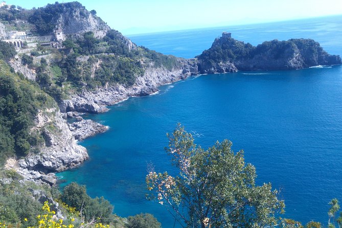 Gems of the Amalfi coast - The coastal drive through Amalfi