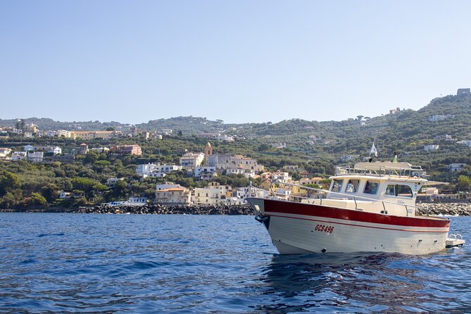 Group Capri tour , visit of caves, fishing legend and swimming - Three hours at Marina Piccola
