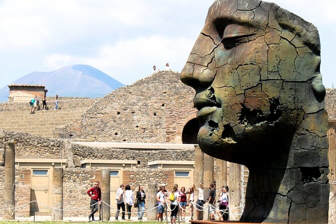 Guided Tour of Pompeii and Herculaneum with Lunch and Ticket - Why see Pompeii and Herculaneum together?
