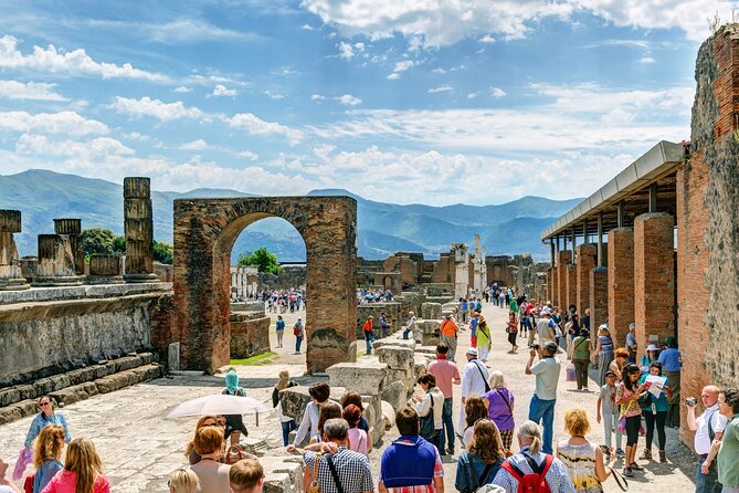 Guided Tour of Pompeii and Herculaneum with Lunch and Ticket - Starting in Pompeii’s public heart