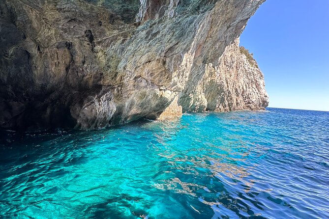 Half-day private boat tour of Capri - White Grotto and a final swim near Capri