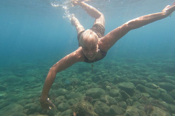 Maiori: Kayaking & Snorkeling tour along the Amalfi Coast - Sea caves, arches, and hard-to-reach beaches