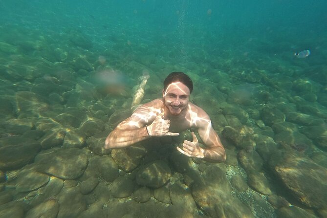 Maiori: Kayaking & Snorkeling tour along the Amalfi Coast - Guide support and the small-group advantage