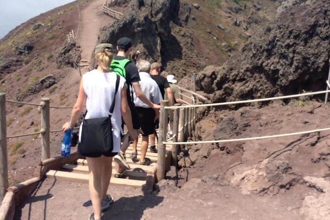 Mount Vesuvius Tour with Entry Ticket & Lunch - Final verdict: a strong volcano and food combination