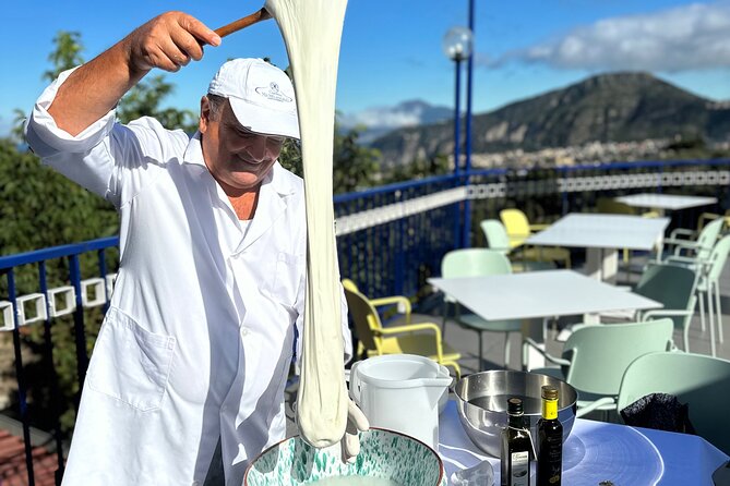 Mozzarella class & more in Sorrento - What happens during the 90 minutes