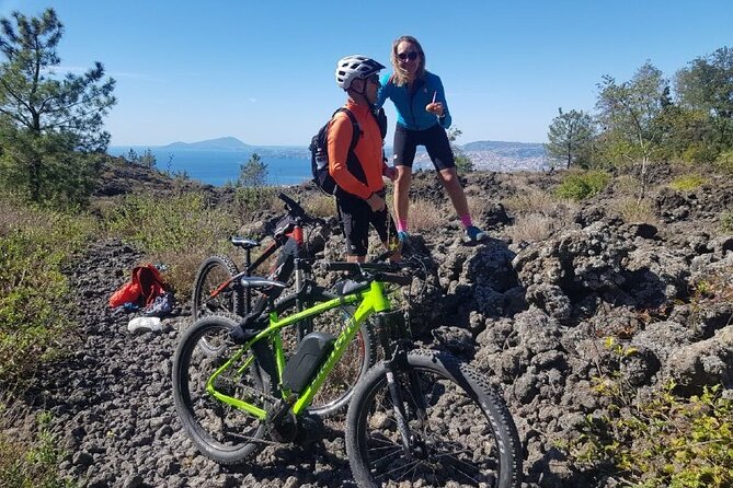 Mt Vesuvius E-Bike Tour - Walking the crater perimeter