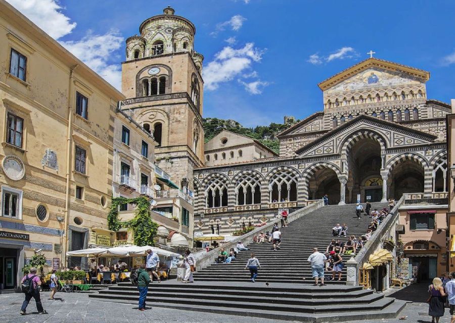 Naples/Sorrento/Positano: Private Amalfi Coast Tour by Vespa - Safety, comfort, and what riding feels like