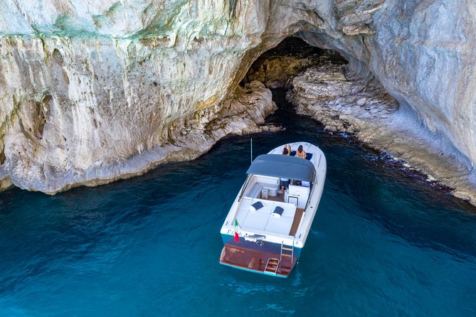 One Day Private Boat Tour of Capri - Capri town and the famous square