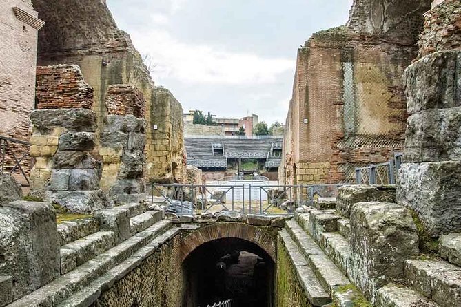 Phlegraean Fields: Pozzuoli Guided Walking Tour - Finishing beside the Pozzuoli seafront