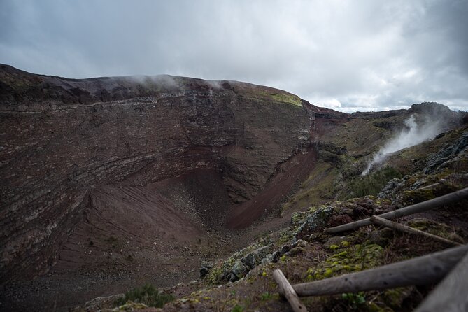 Pompeii and Vesuvius Small Group Tour from Sorrento with Pizza - Walking up Vesuvius to the crater