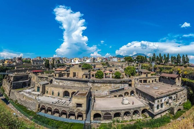 Pompeii Herculaneum - Who should book this experience?