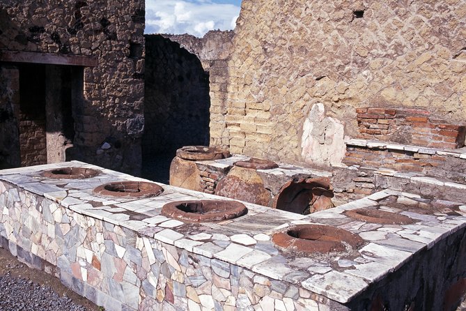 Pompeii, Mt. Vesuvius, Herculaneum Private Tour - Mount Vesuvius: the day ends with a climb