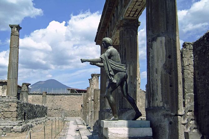 Pompeii Private Tour from Sorrento Entrance fees included - Leaving Sorrento in a Mercedes