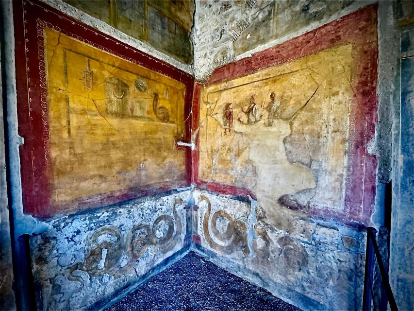 Pompeii-Vesuvius & Winery All Inclusive Tour From Positano - Leaving Positano for Pompeii
