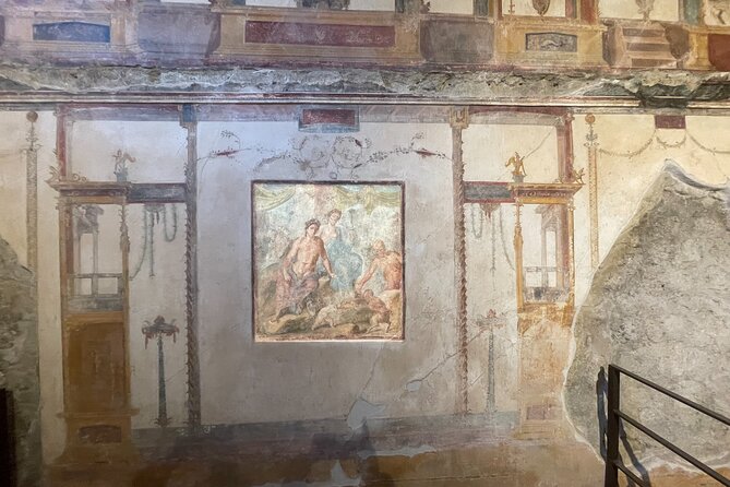 Pompeii & Vesuvius with Lunch & Wine Tasting from Amalfi Coast - Group size, guides, and the pace of the day