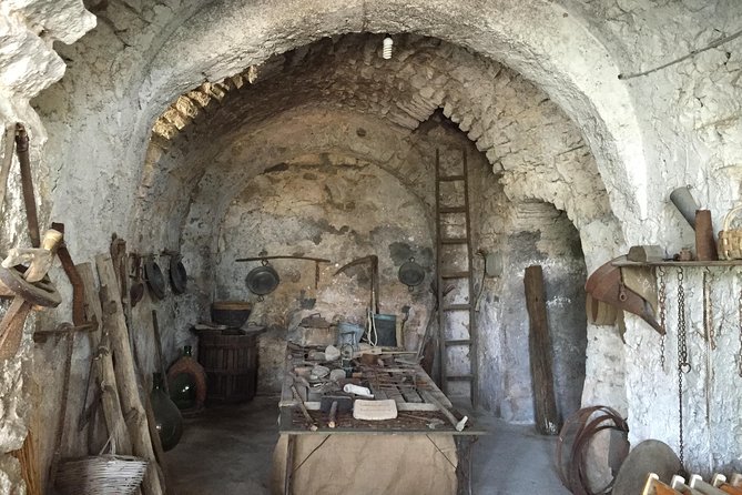 Pompeii-Wine tasting tour from Sorrento, licensed guide included - Should You Book It?