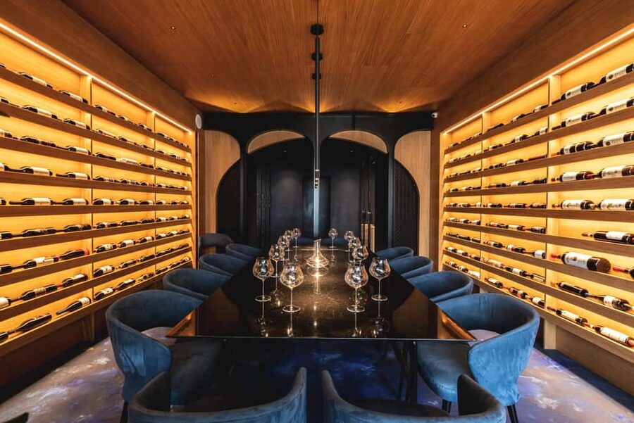 Positano: a journey through local wines - Meeting Luigi at Hotel Eden Roc