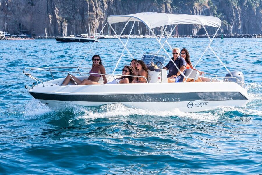 Positano: Boat Tour of Capri with Drinks and Snacks - Swim stops and time on Capri
