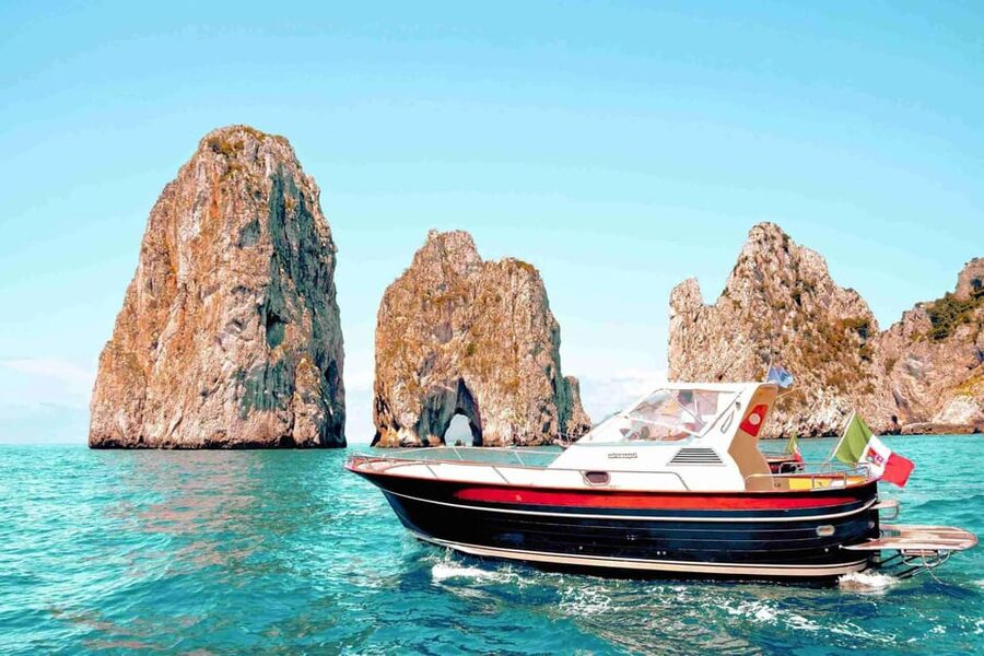 Positano: Capri and Blue Grotto Shared Boat Tour with Drinks - Why this Capri boat trip works well from Positano