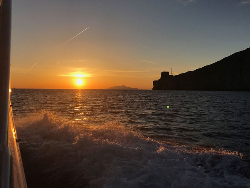 Positano: Sunset Cruise Day Trip with Drinks and Snacks - Key points to know