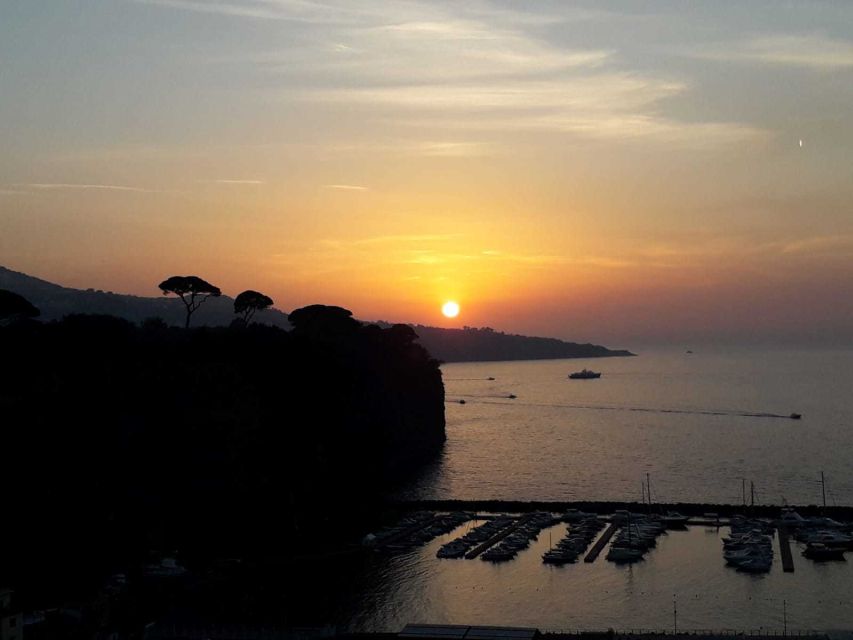 Private 2-Hour Boat Tour Along the Sorrento Coast - Booking details worth knowing