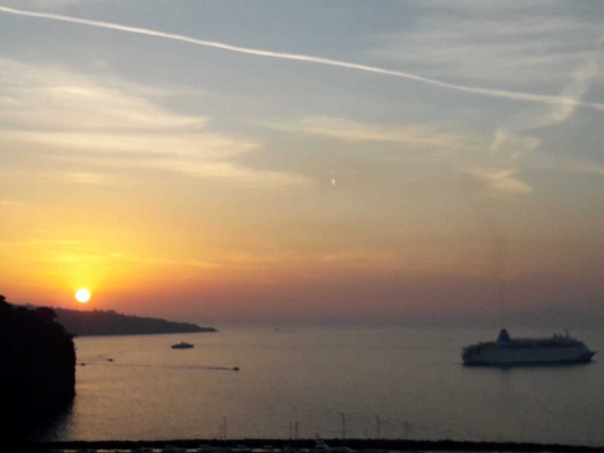 Private 2-Hour Boat Tour Along the Sorrento Coast - Who should book this cruise?