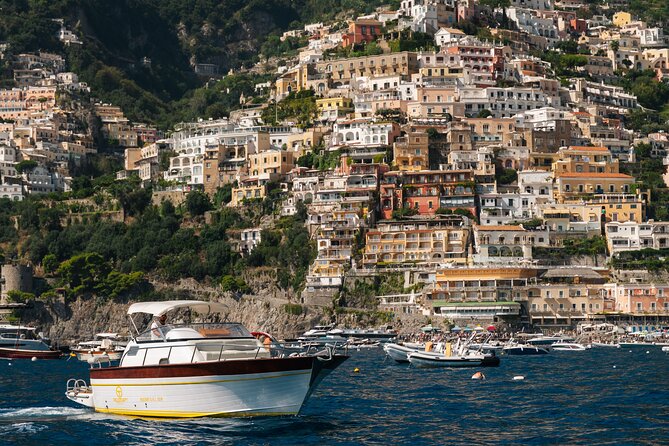 Private Amalfi Coast Tour with a 28ft Boat - Why a private boat changes the Amalfi Coast day
