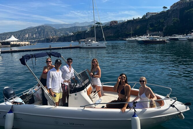 Private Boat Excursion with Skipper on the Amalfi Coast - Leaving Sorrento for Positano