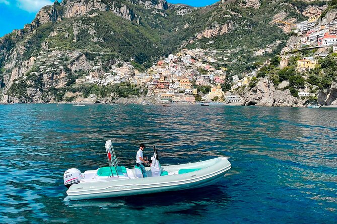 Private Boat Tour: 90 minutes in Amalfi Coast with snacks and drinks - Key points to know before booking