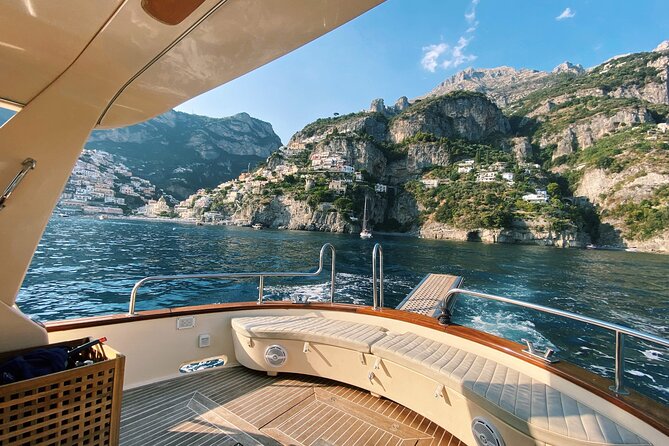Private boat tour along Amalfi Coast - Praiano and its grotto, one hour of water time