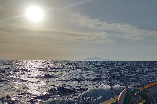 Private boat tour along the coast of Capri : 2 hours of beauty - Punta Carena Lighthouse and Capri’s western edge