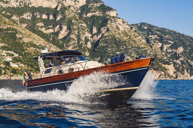 Private Boat Tour from Sorrento to Positano & Amalfi–Apreamare 10 - Amalfi and its historic center