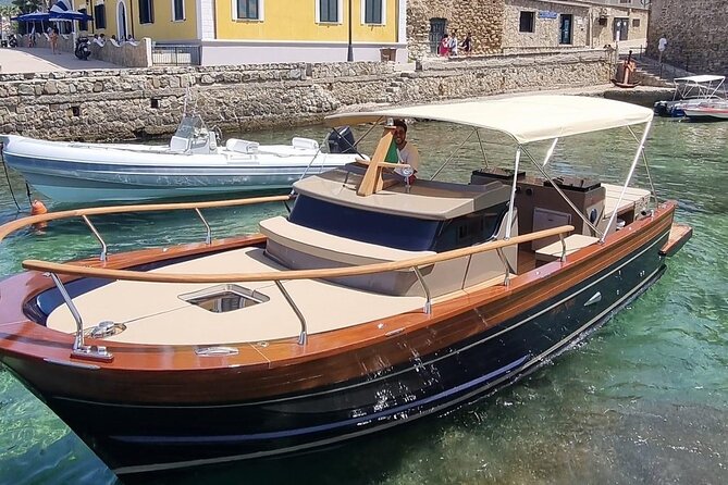 Private Boat Tour of Capri, Positano, Amalfi - Swimming near Capri and visiting the caves