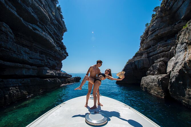 Private Boat Tour on the Amalfi Coast - A private way to see the Amalfi Coast from the water