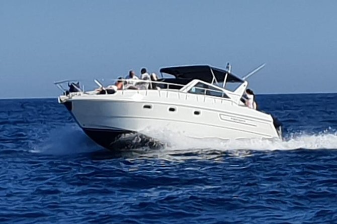 Private boat tour to Capri departing from Sorrento - Faraglioni, the arch, and the Madonna cave