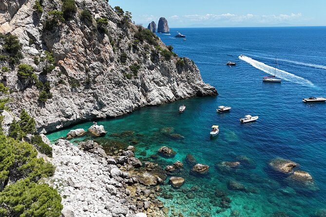 Private Boat Tour to discover Capri - The Faraglioni and Marina Piccola
