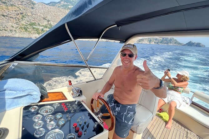 Private Boat Tour to Positano - Two hours in Positano