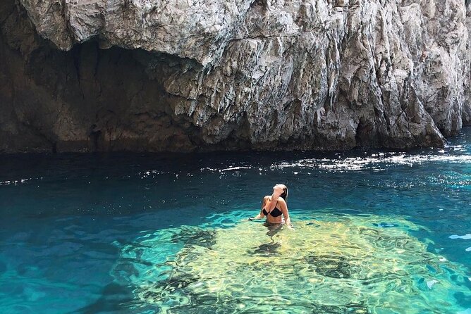 Private boat trip to Capri - The Coral Cave and the Natural Arch