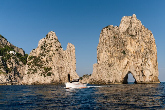 Private Capri Boat Tour in a Luxury Gozzo Apreamare 35ft - Key points to know before booking