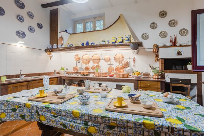 Private cooking class with a view of Sorrento - Who will enjoy it most