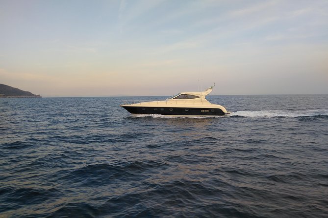 Private Cruise around Capri - yacht 50' - Practical details that can make the day easier