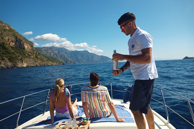 Private Cruise to Capri and Amalfi coast from Positano or Amalfi - yacht 40' - Seeing the Amalfi Coast from the sea