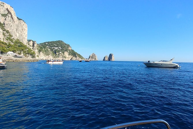Private Cruise to Capri and Amalfi coast from Sorrento or Capri - yacht 40' - Swimming, snorkeling, and time to do nothing