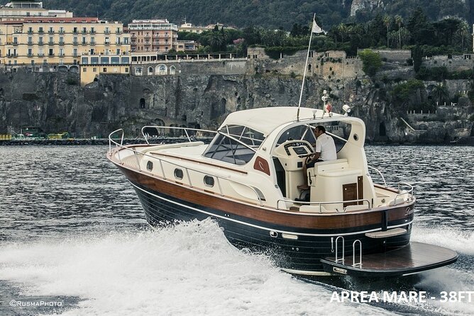 Private Full Day Capri Tour by Boat from Positano - What the captain adds to the day