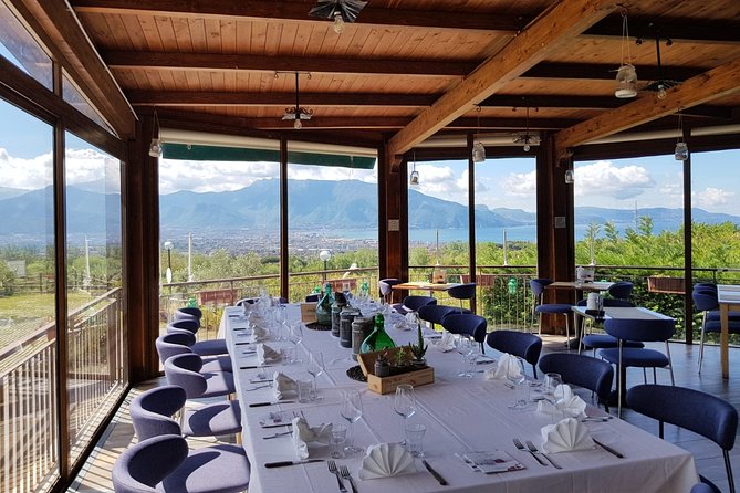 Private Pompeii, Horse Riding & Lunch Tour w/ Pick up included - Five wines and lunch above the coast