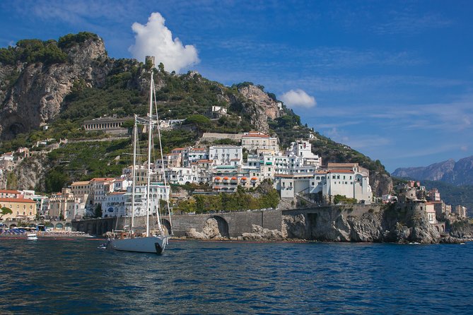 Private sailing trip along Capri and the Sorrento Coast - The crew and the personal feel