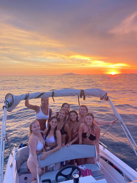 Private Sunset boat tour - Roman ruins and Sarecena Tower from the sea