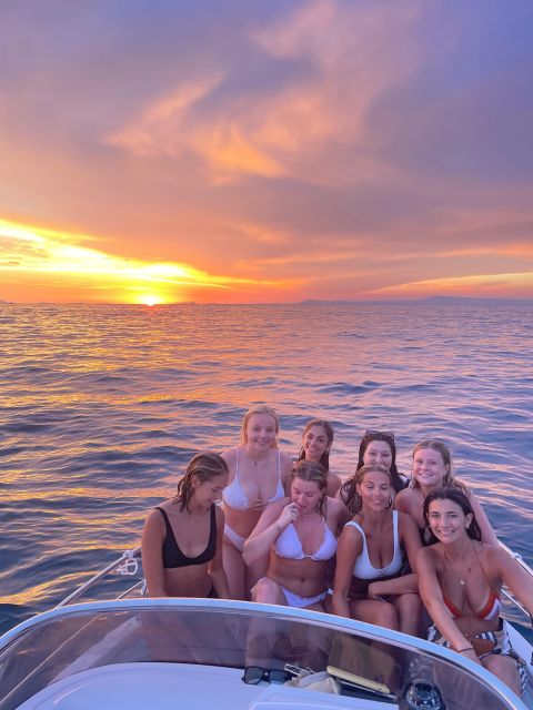 Private Sunset boat tour - What the private format adds