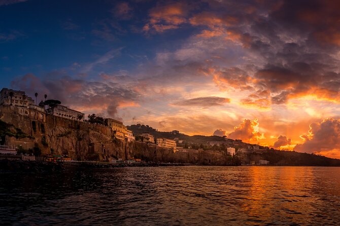 Private Sunset Boat Tour with Aperitif from Sorrento - Roman ruins at Villa Pollio Felice